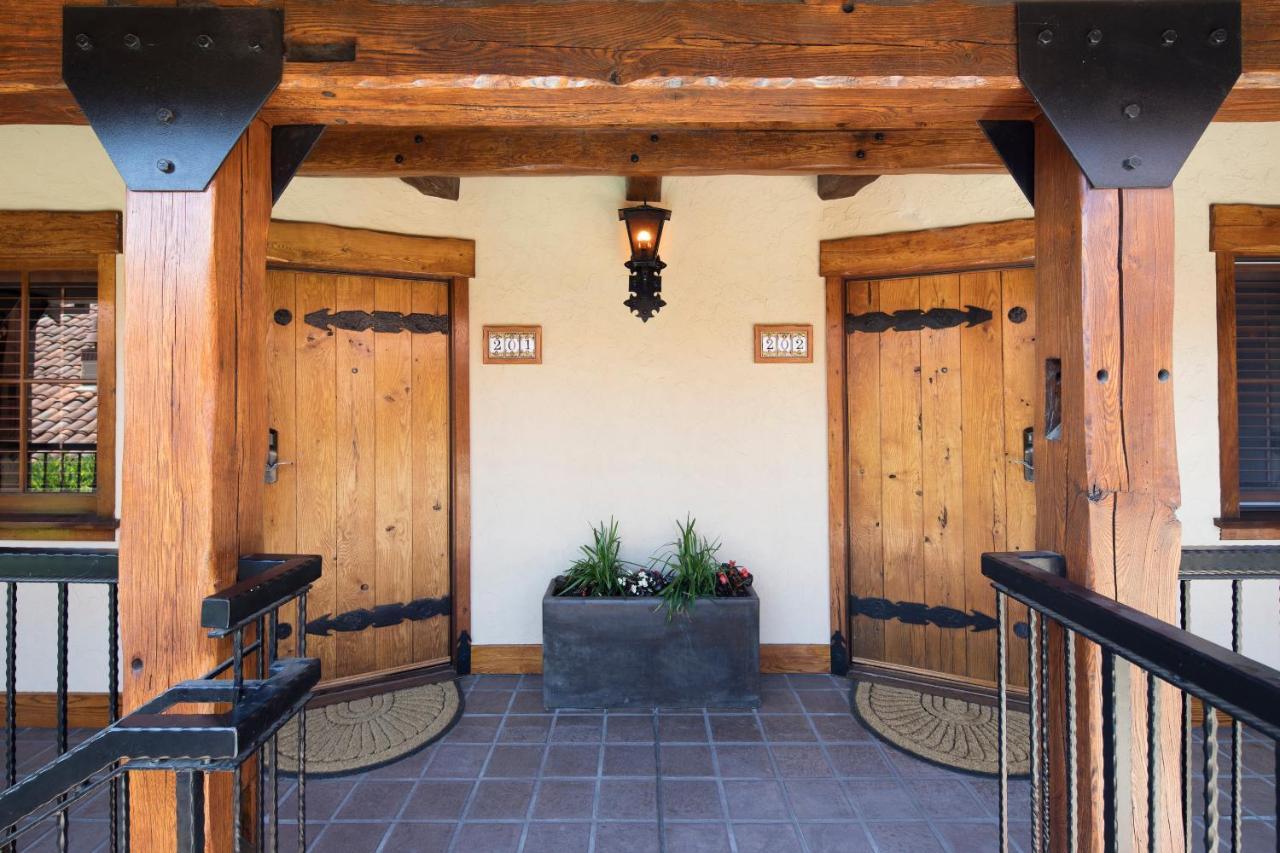 Rancho Caymus Inn Rutherford Экстерьер фото