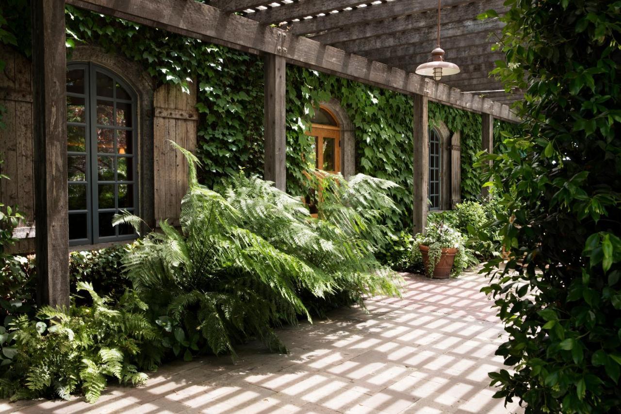 Rancho Caymus Inn Rutherford Экстерьер фото