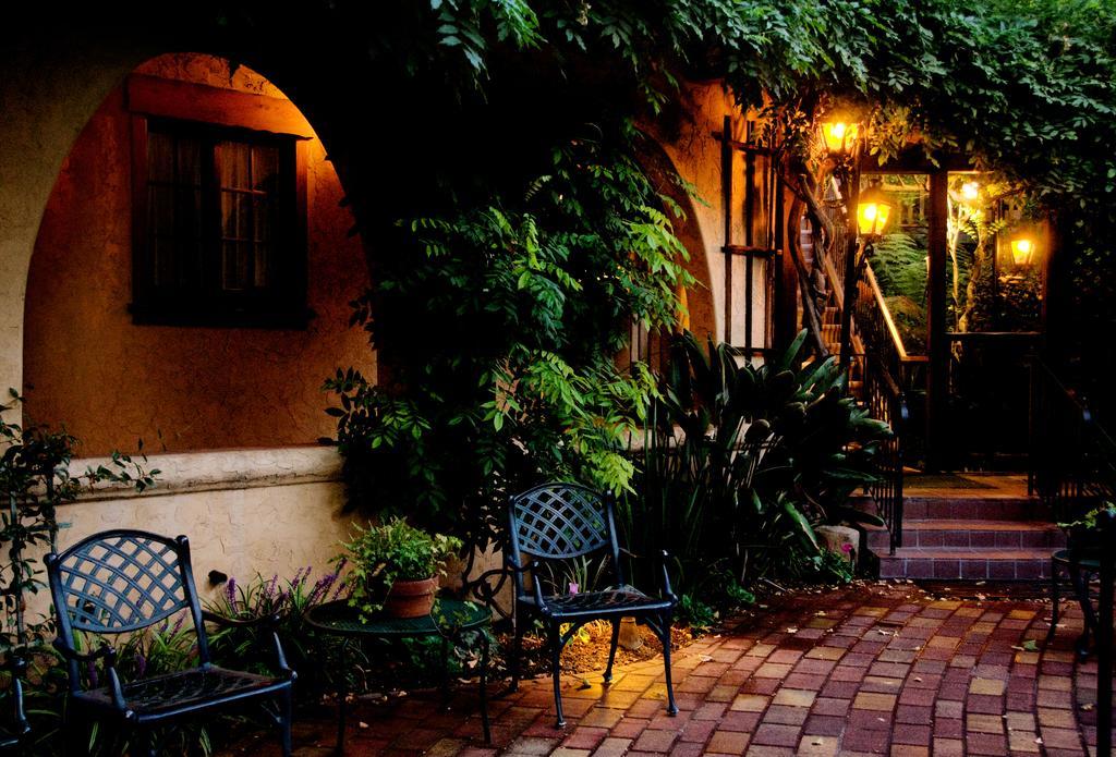Rancho Caymus Inn Rutherford Экстерьер фото