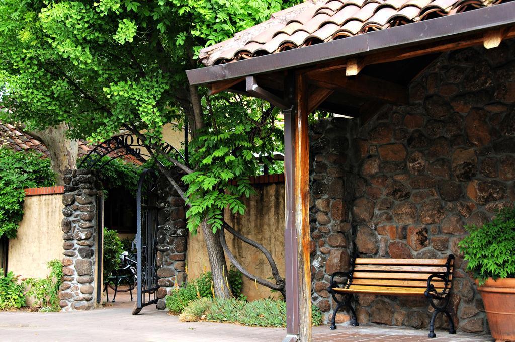 Rancho Caymus Inn Rutherford Экстерьер фото