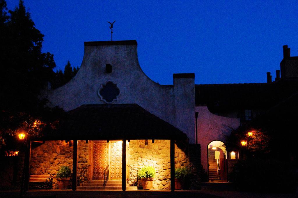 Rancho Caymus Inn Rutherford Экстерьер фото