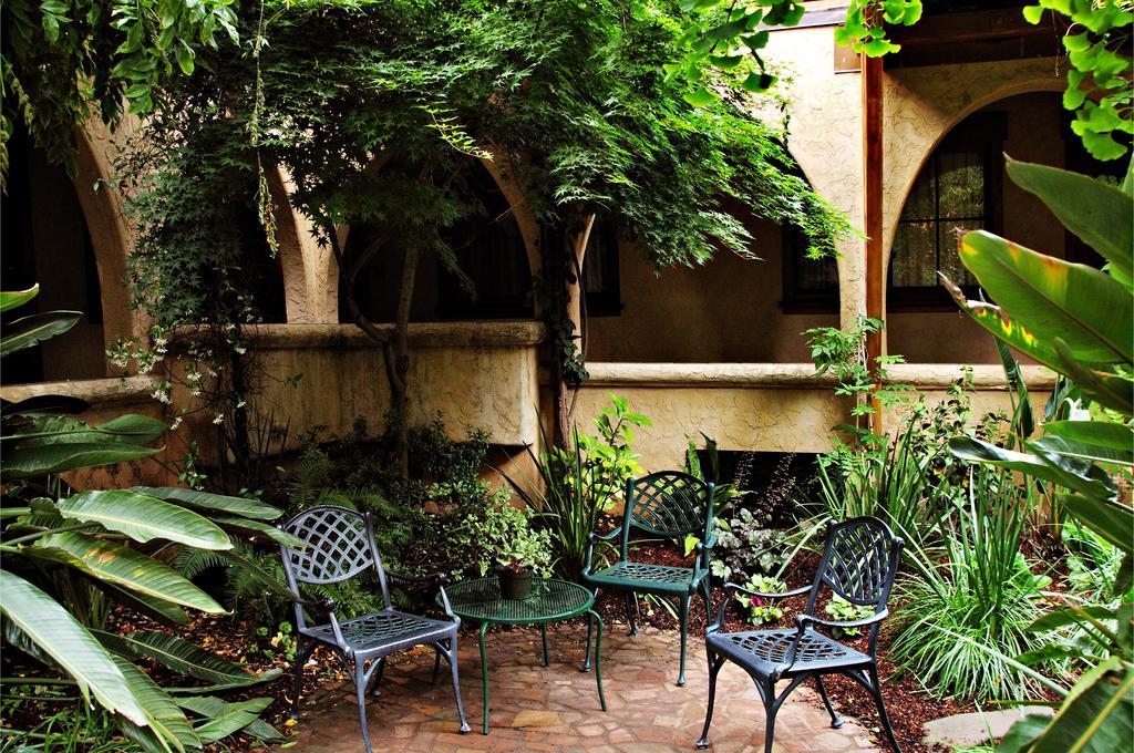 Rancho Caymus Inn Rutherford Экстерьер фото